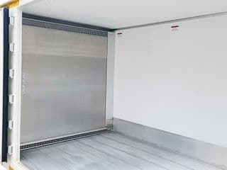 20ft Refrigerated Shipping Container with Wide Double Doors Alt