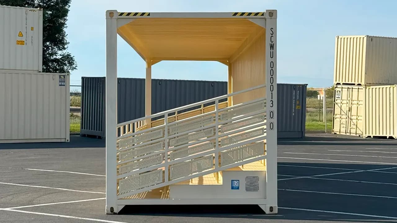 40ft New High Cube Bleacher Container