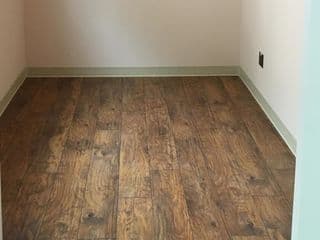 Laminate floors for shipping containers for sale