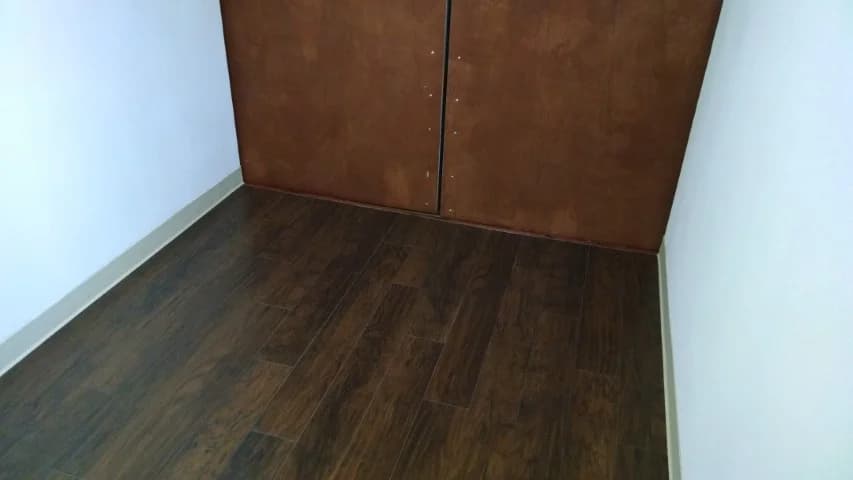 Laminate floors for shipping containers for sale