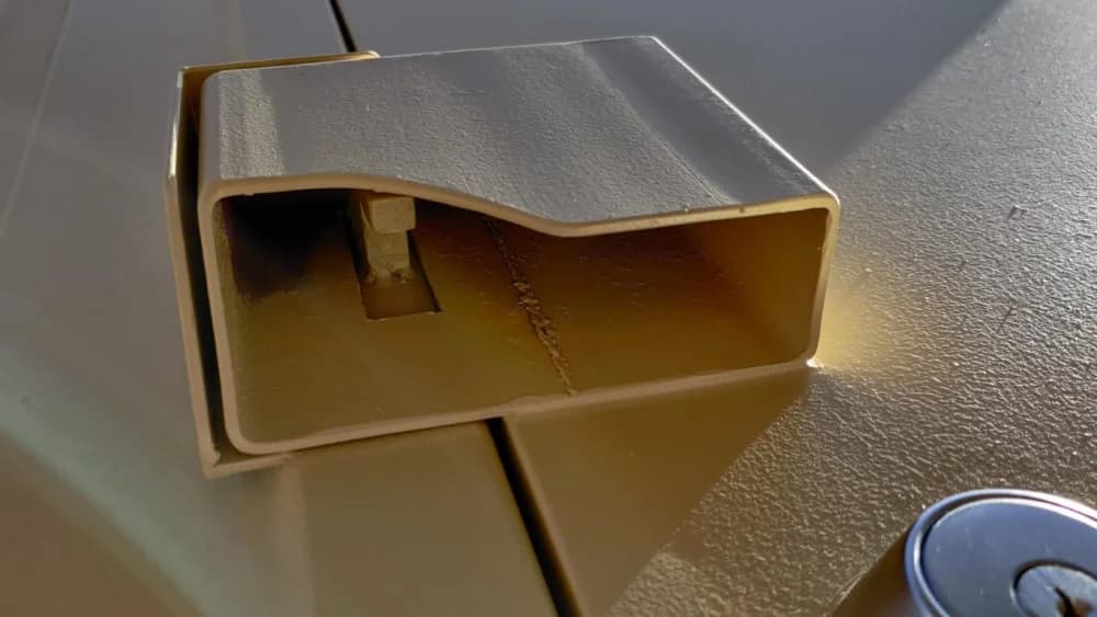 Man door lockbox
