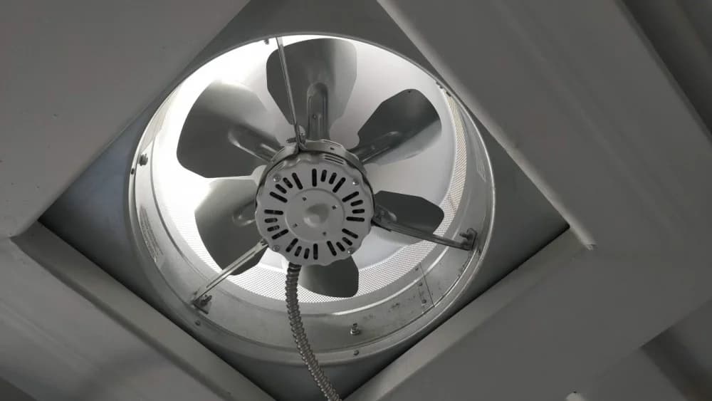 Power roof turbine vent 