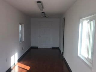 shipping container interior finish