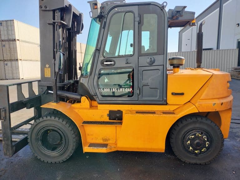 Pneumatic Tire Forklifts  2018 HYUNDAI 70D-9