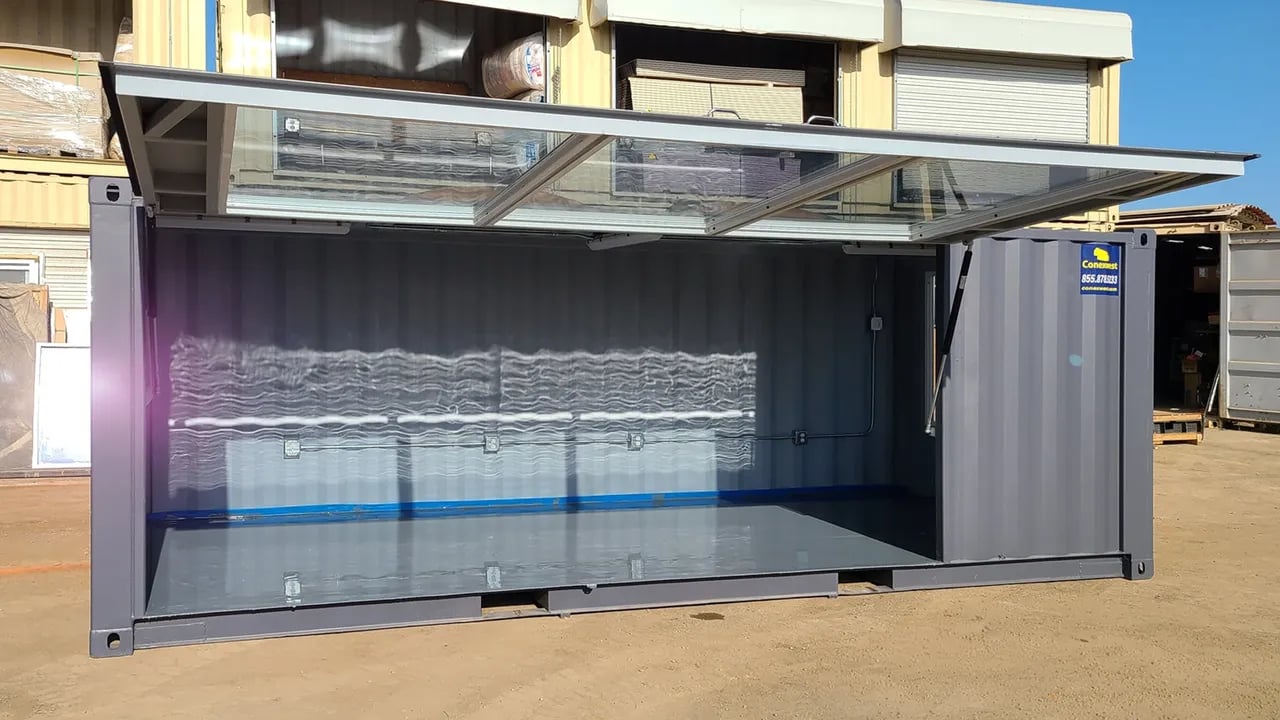 Store container opened