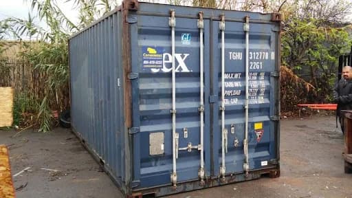 Conexwest inspects every used container to make sure that they are capable of handling goods for storage and transport.
