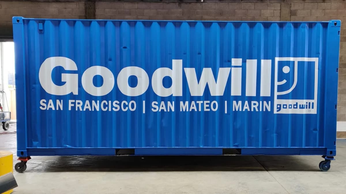 logo goodwill