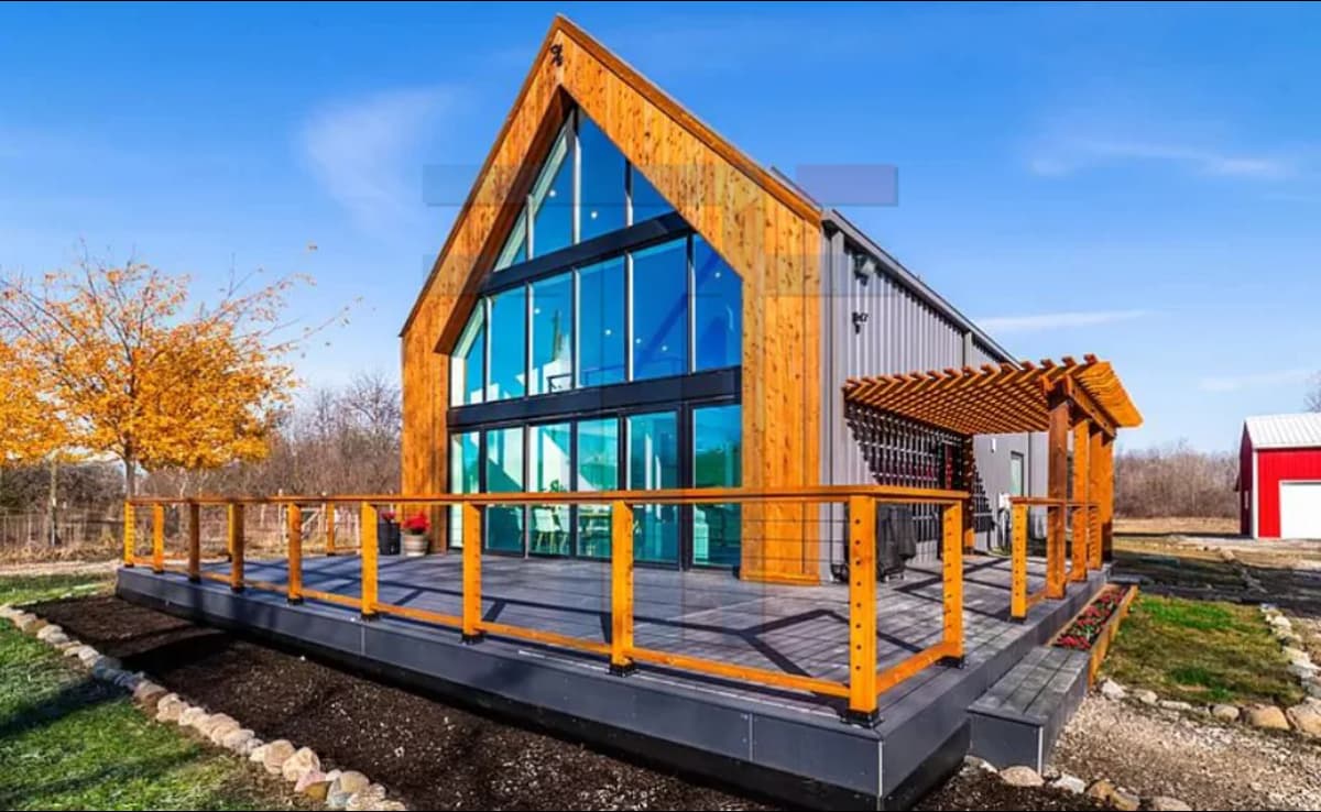 An image of a barndominium.