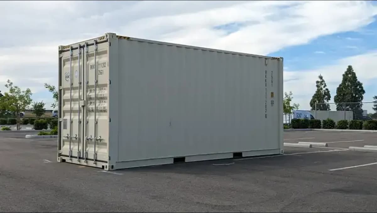 Container price varies with size