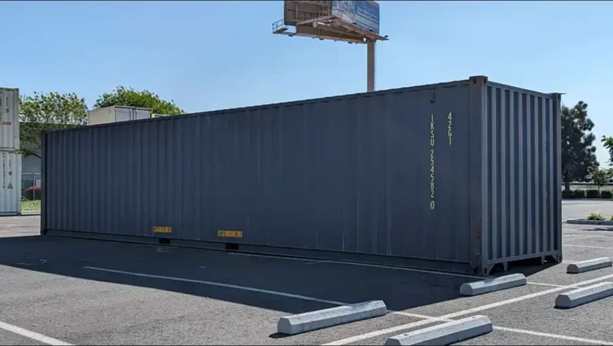 containers of all sizes