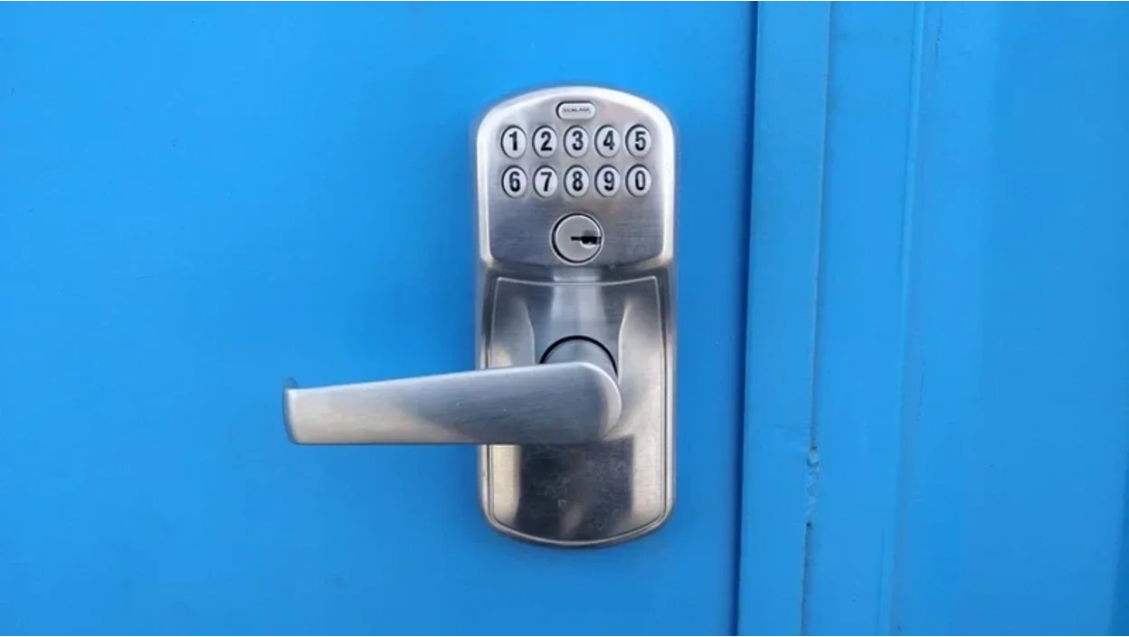 Do Shipping Containers Need Keypad Entry Lock Fabrication