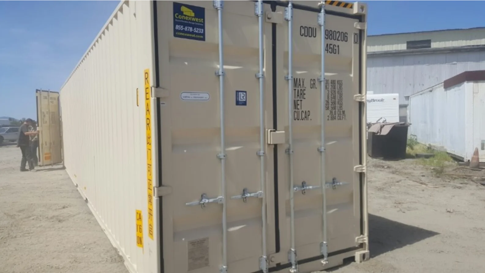 How To Open & Close Shipping Containers