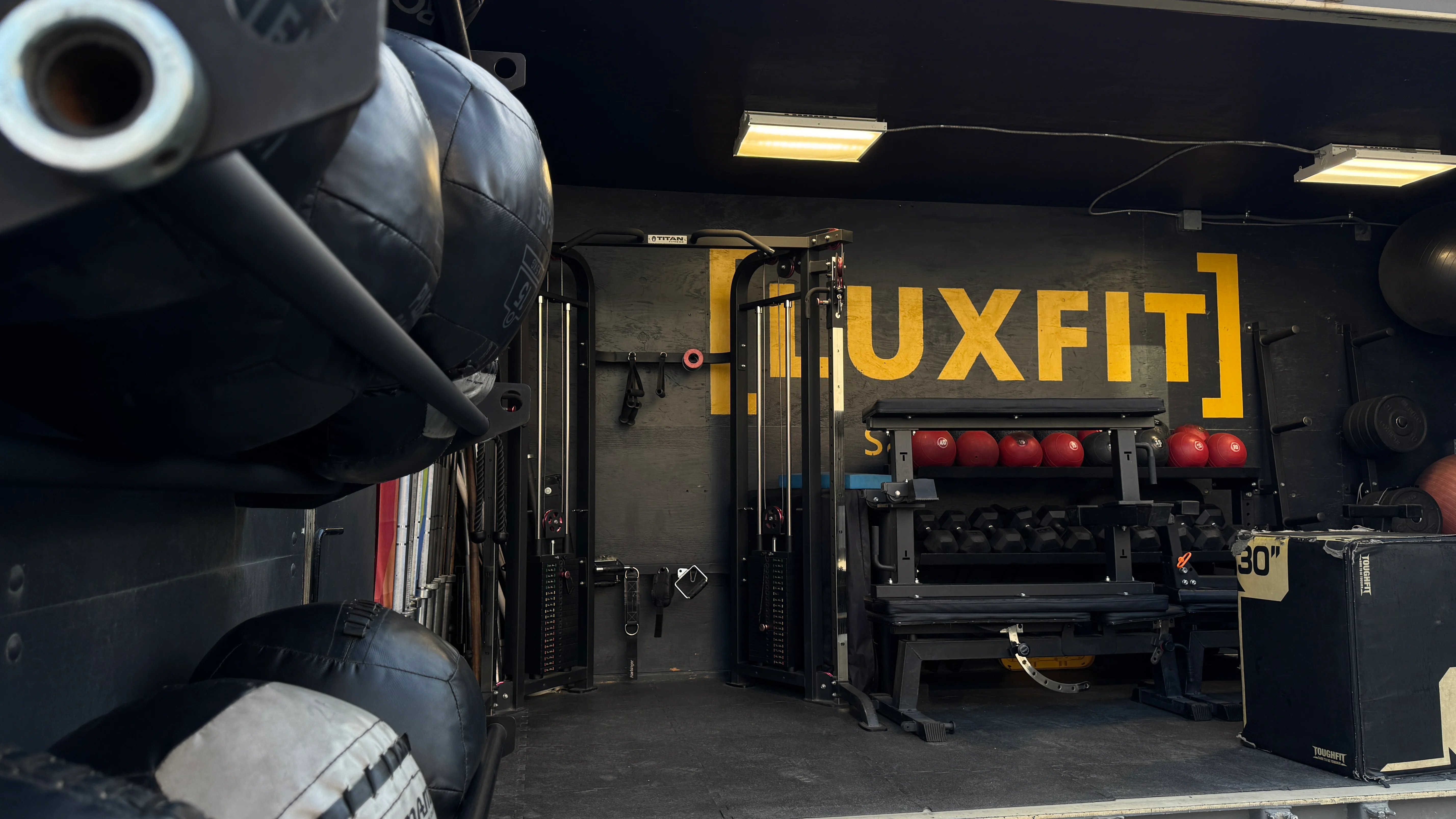 LuxFit: An Open-Air Container Gym in San Francisco’s Hayes Valley