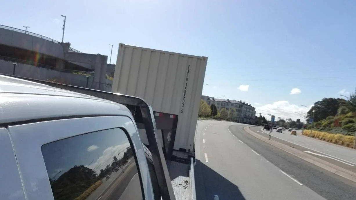 Shipping container ground delivery with Conexwest
